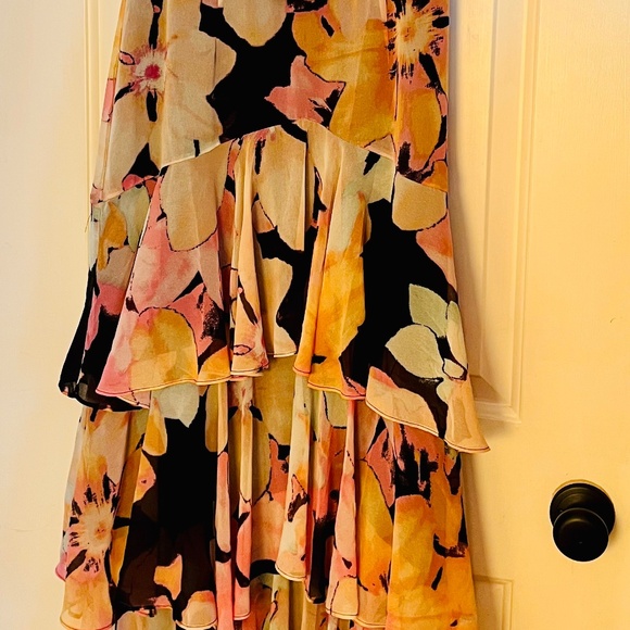 WAYF Dresses & Skirts - Very pretty dress